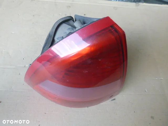 LAMPA LEWY TYŁ LEWA TYLNA W BŁOTNIK CITROEN C5 I LIFT SEDAN 04-08 - 5