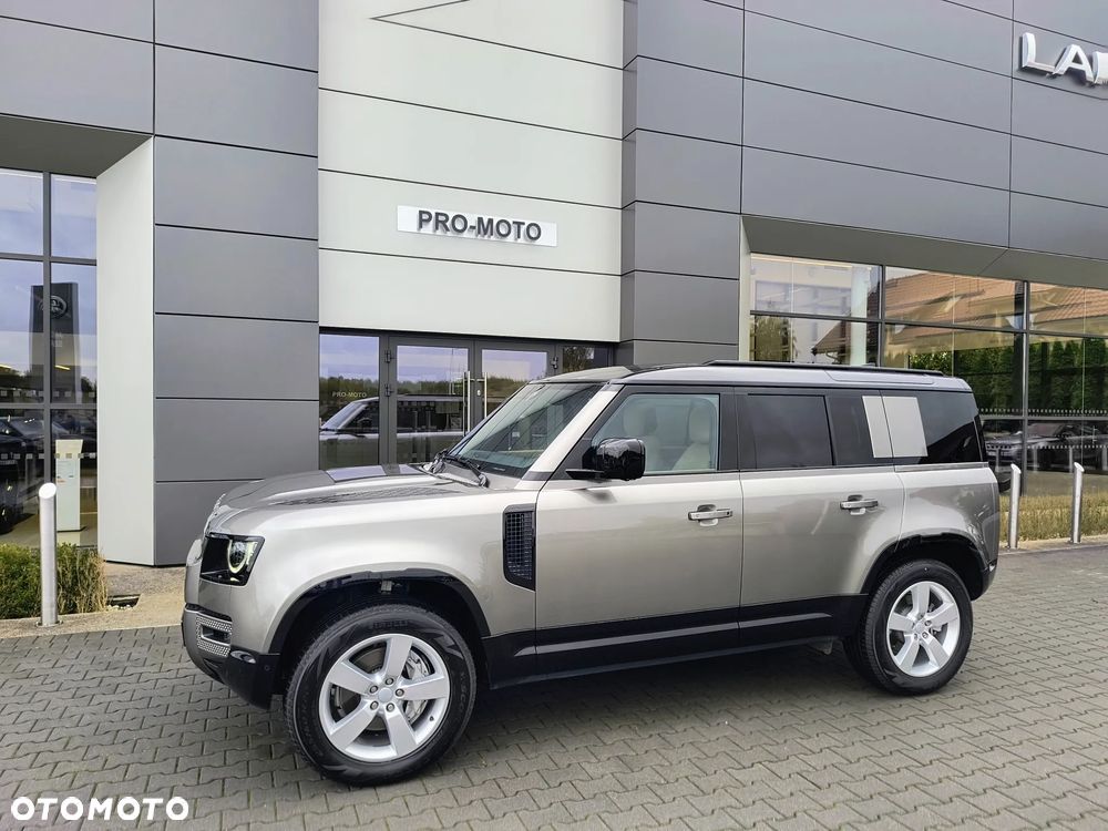 Land Rover Defender - 3