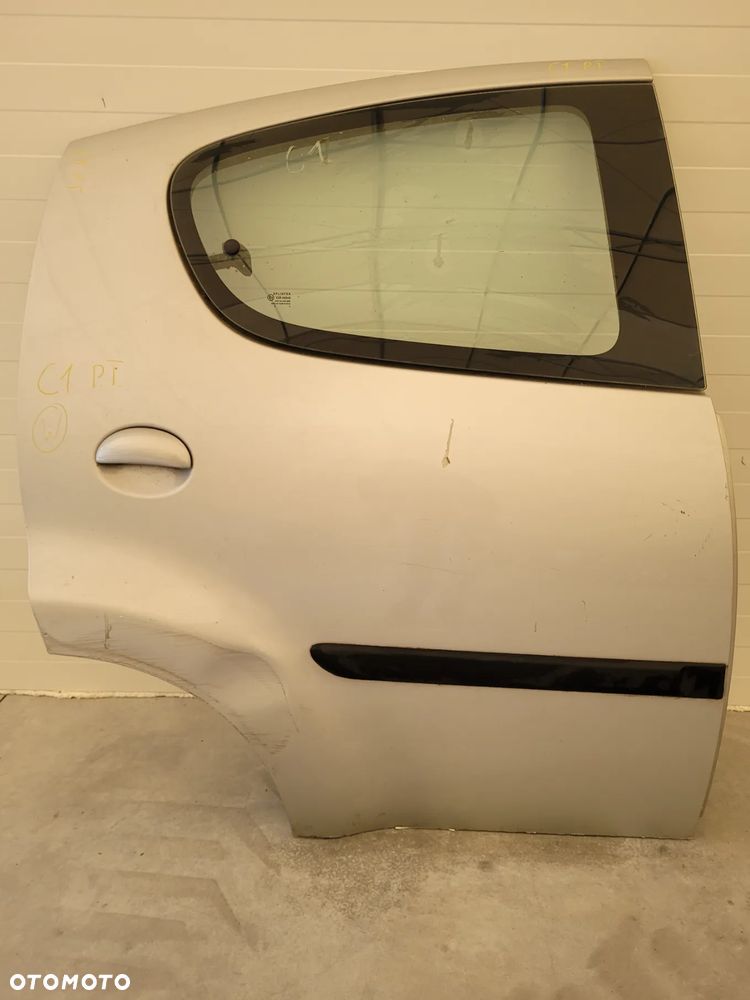 DRZWI PRAWY PRZÓD TYŁ CITROEN C1 PEUGEOT 107 - 6