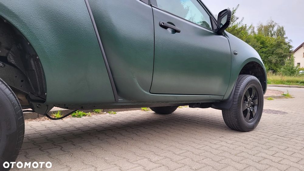 Mitsubishi L200 - 29