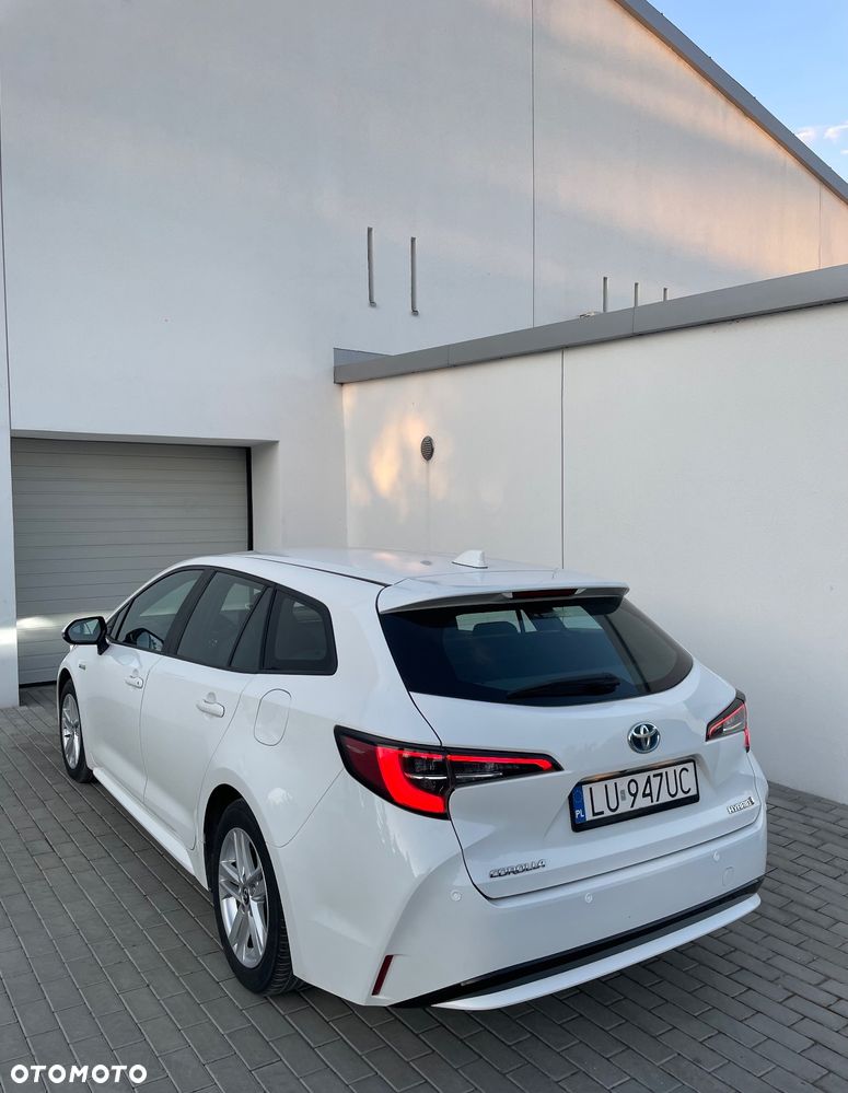 Toyota Corolla 1.8 Hybrid Business Edition - 22