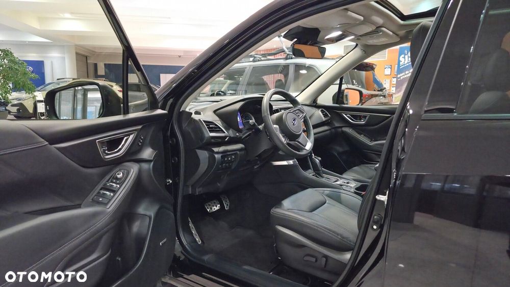 Subaru Forester 2.0i-L Platinum Black Edition EyeSight Lineartronic - 12