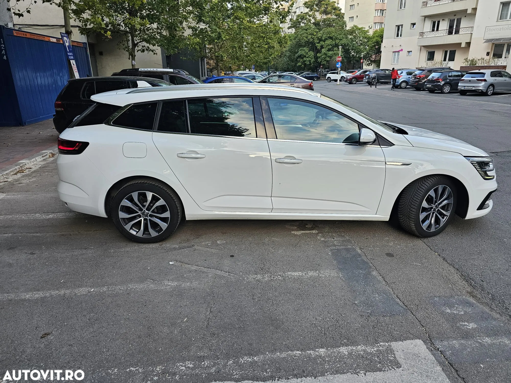 Renault Megane Grandtour BLUE dCi 115 EDC INTENS - 8