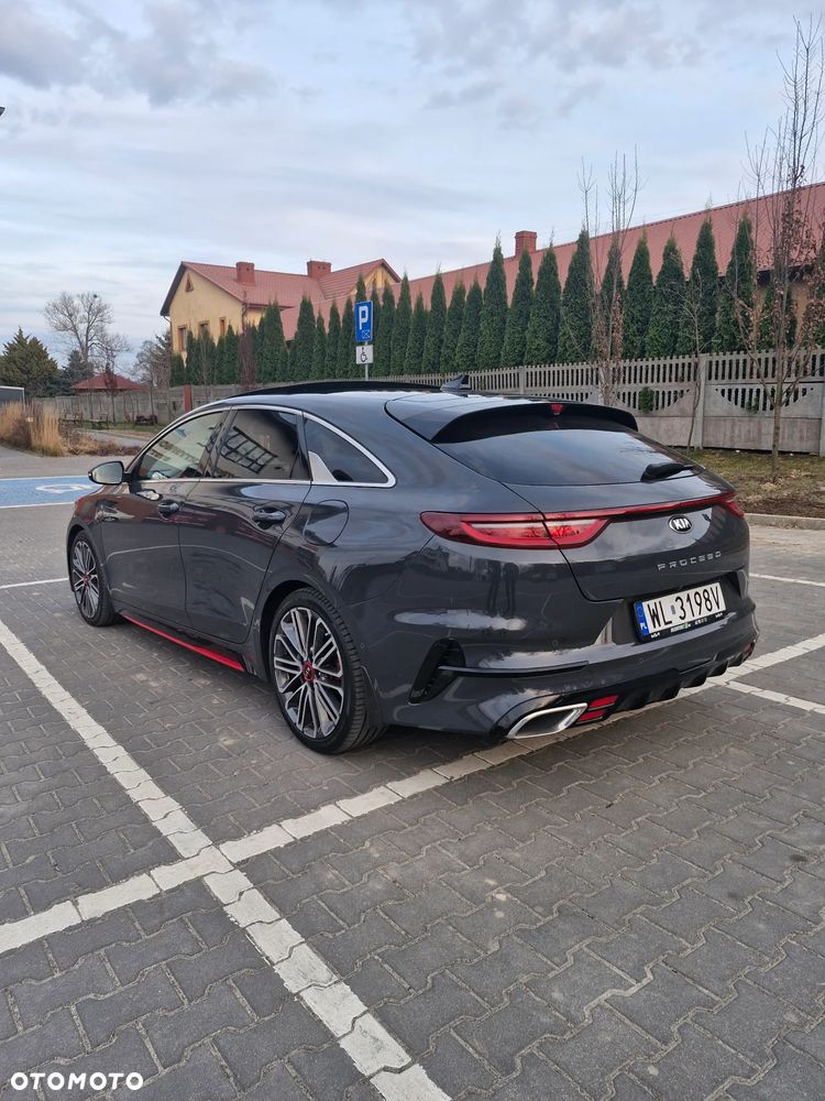 Kia ProCeed - 5