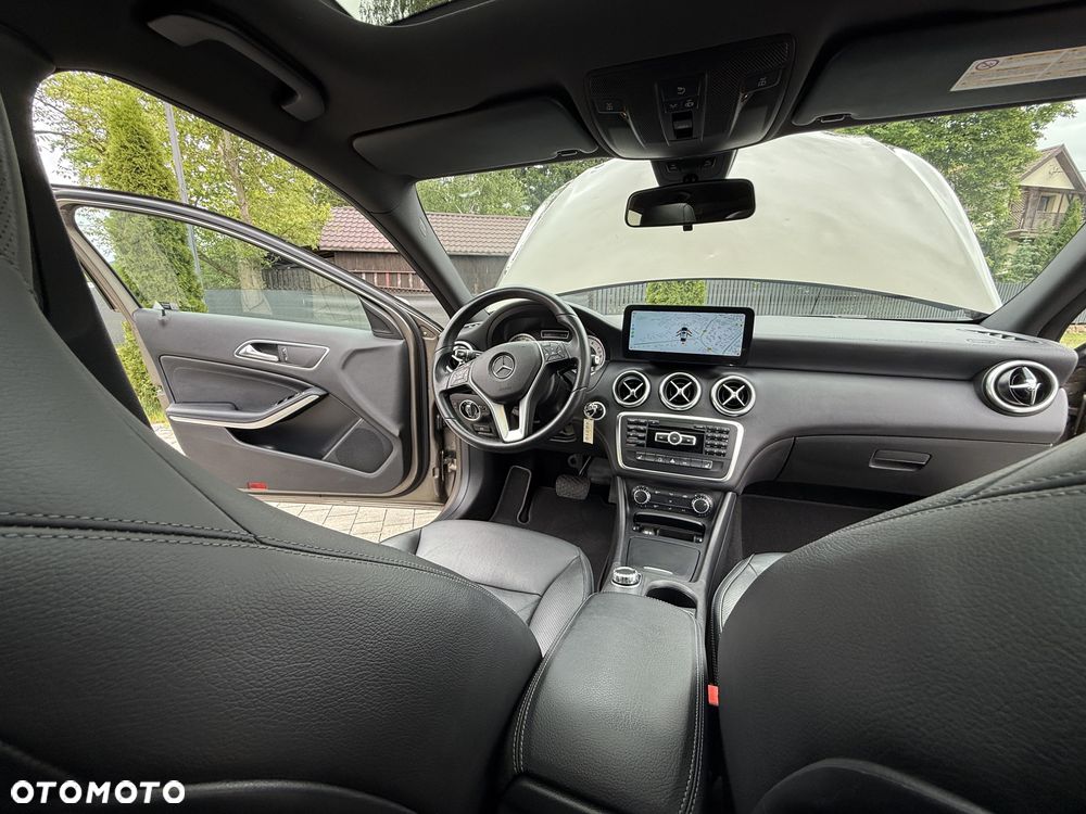 Mercedes-Benz Klasa A 180 (BlueEFFICIENCY) 7G-DCT Urban - 2