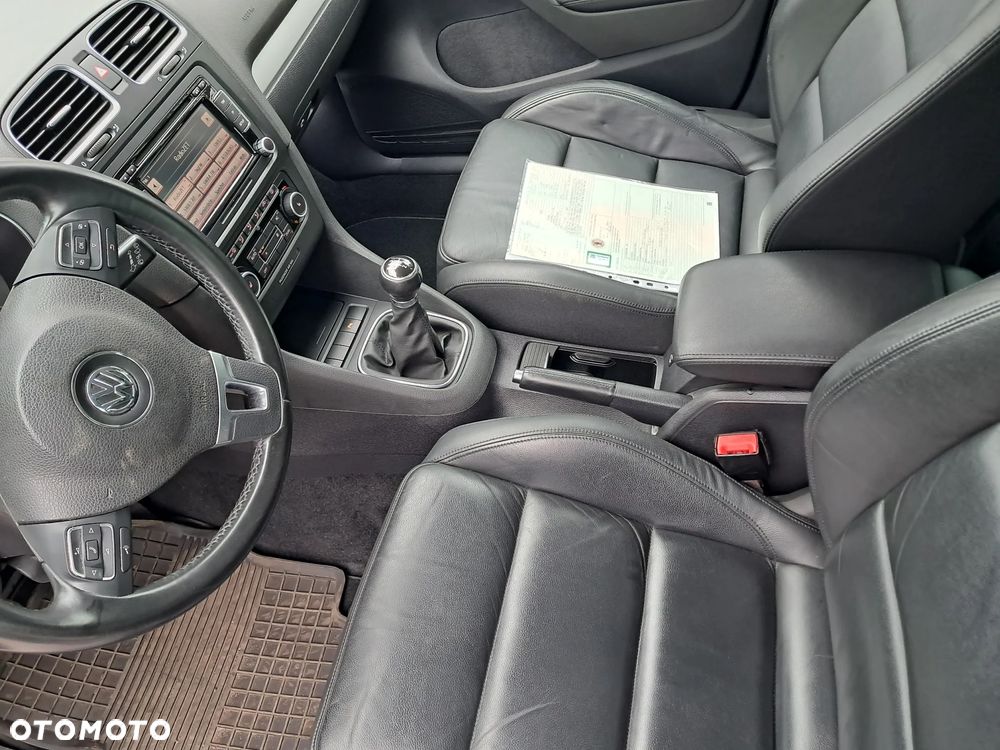 Volkswagen Golf 2.0 TDI DPF Highline - 18