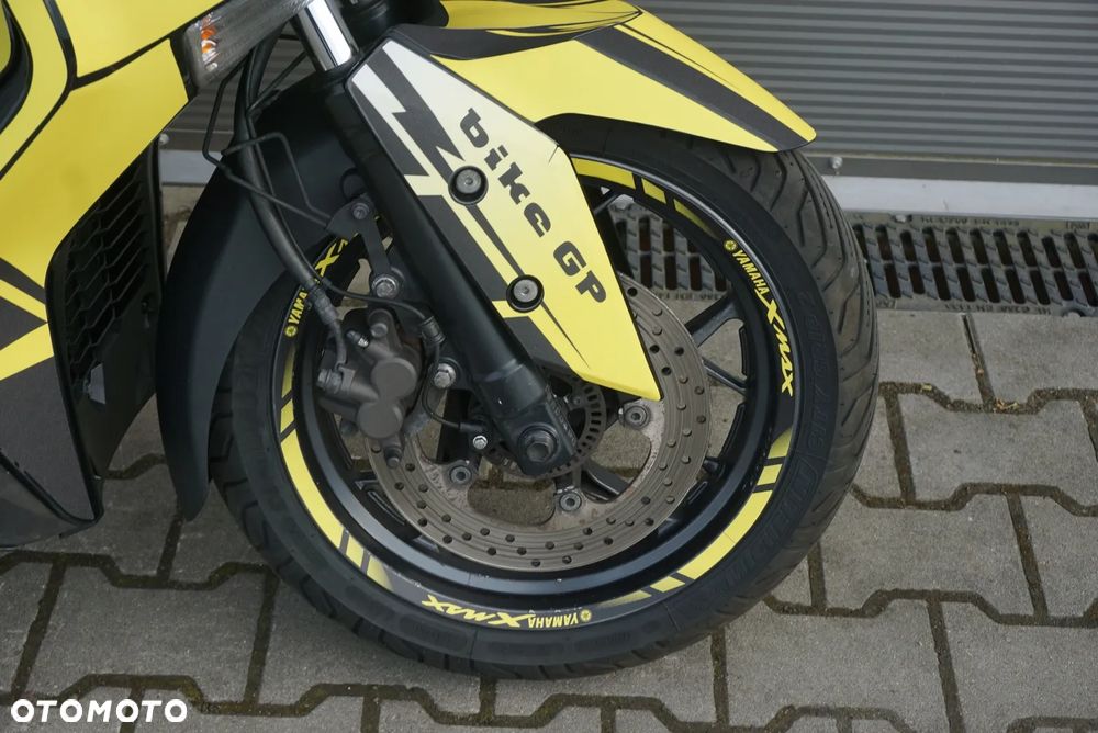 Yamaha X-max - 11
