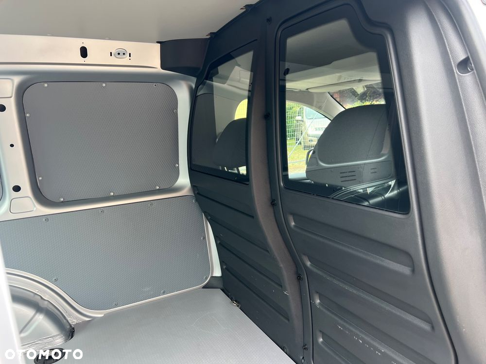 Volkswagen Caddy 2.0 TDI Comfortline - 20