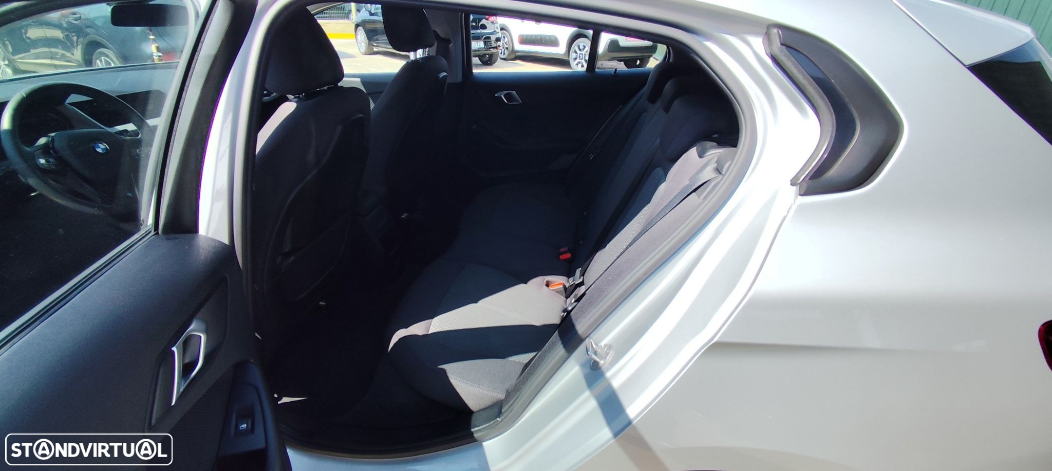BMW 116 d Auto - 28