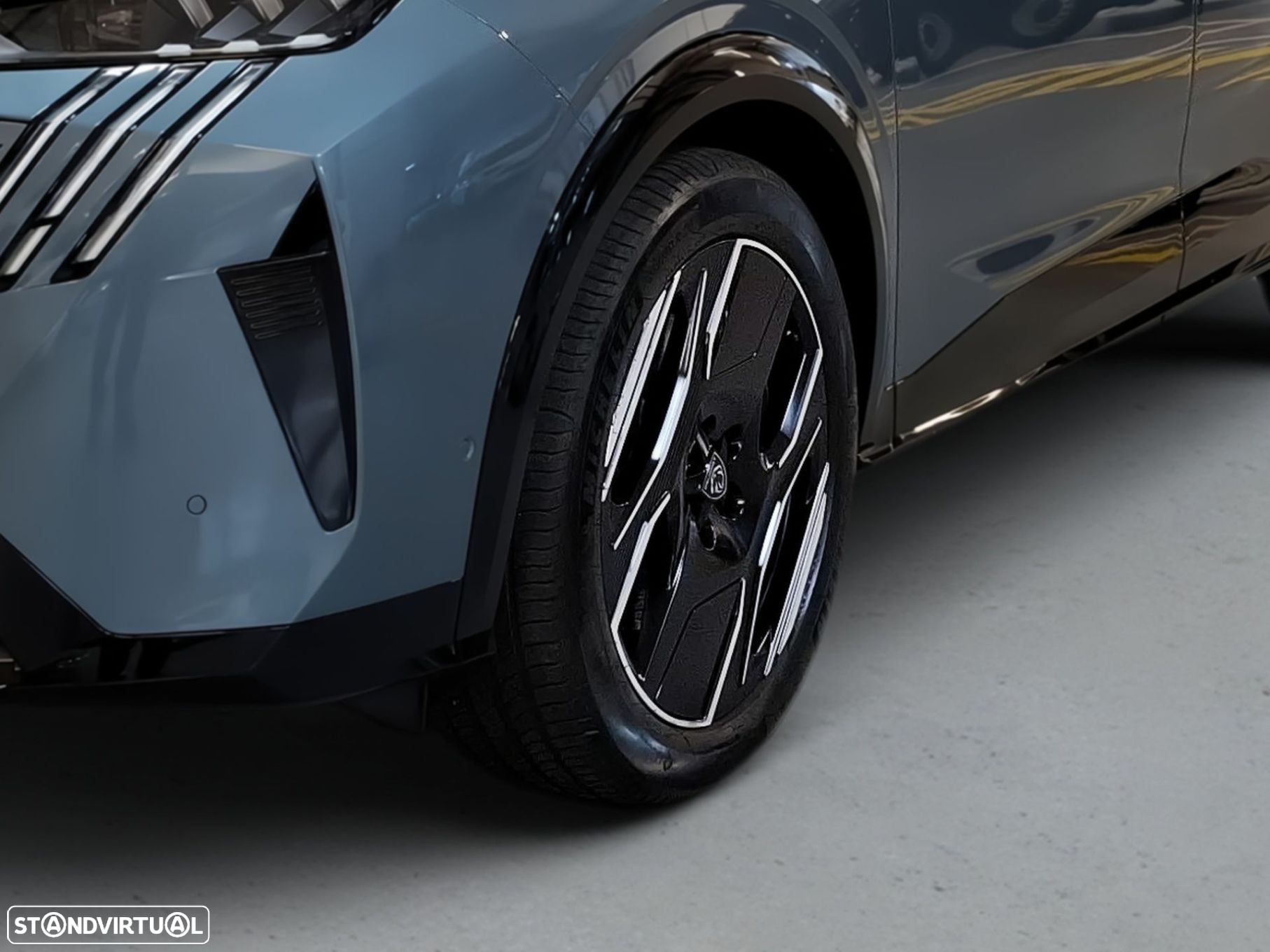 Peugeot E-5008 73 kWh GT - 4