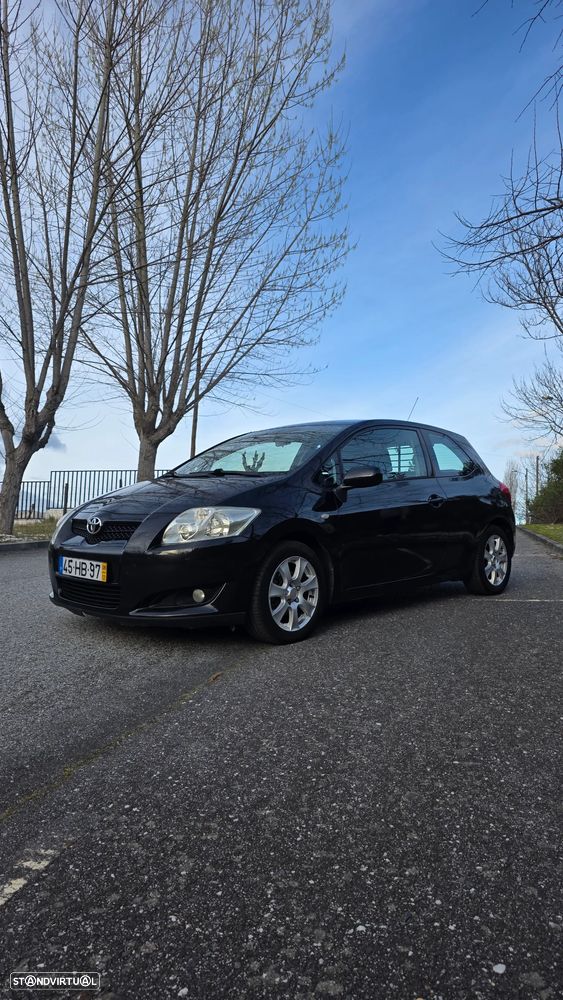 Toyota Auris 1.4 D-4D AC - 1