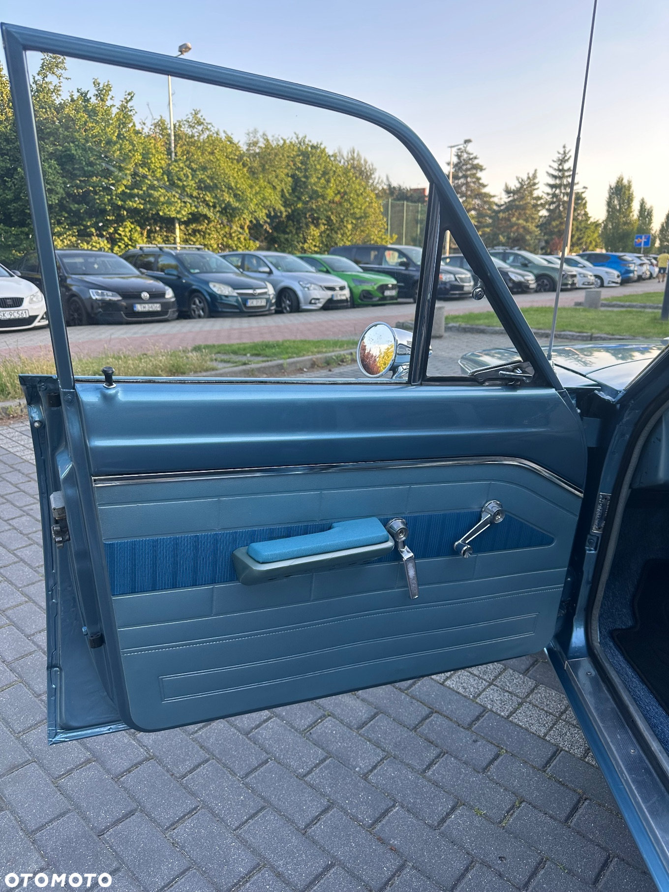 Plymouth Valiant - 15