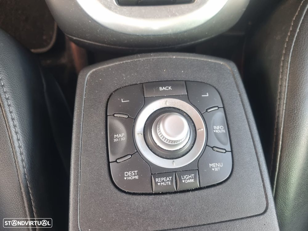 Renault Grand Scénic 1.5 dCi Bose Edition 7L - 29