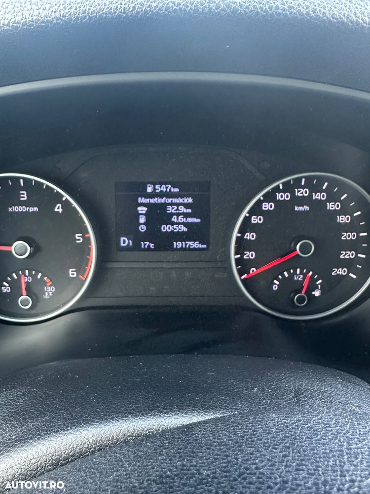 Kia Sportage 1.6 DSL 7DCT HP 4x2 Style - 8