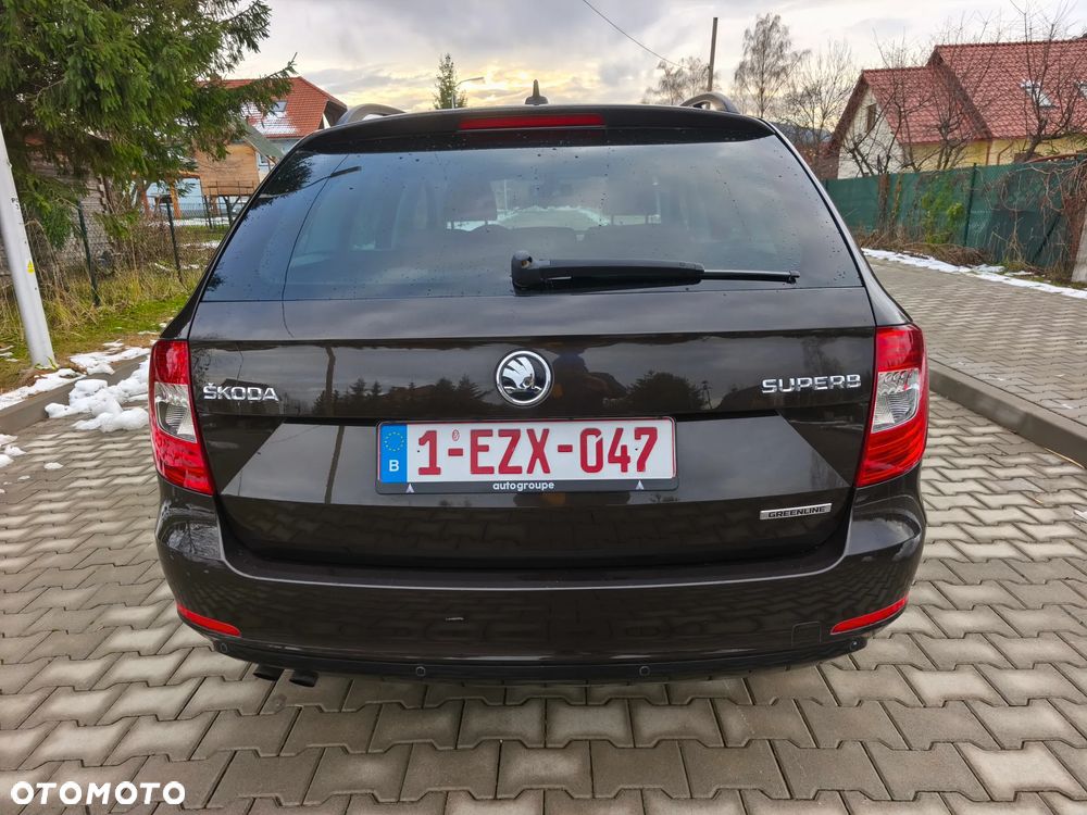 Skoda Superb 1.6 TDI GreenLine - 4