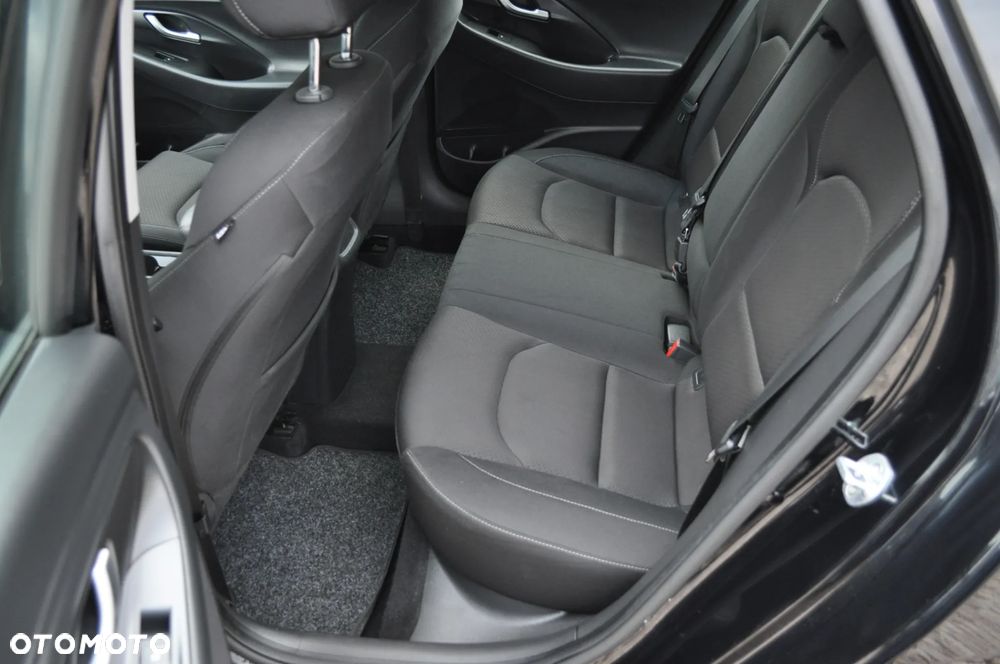 Hyundai i30 - 19