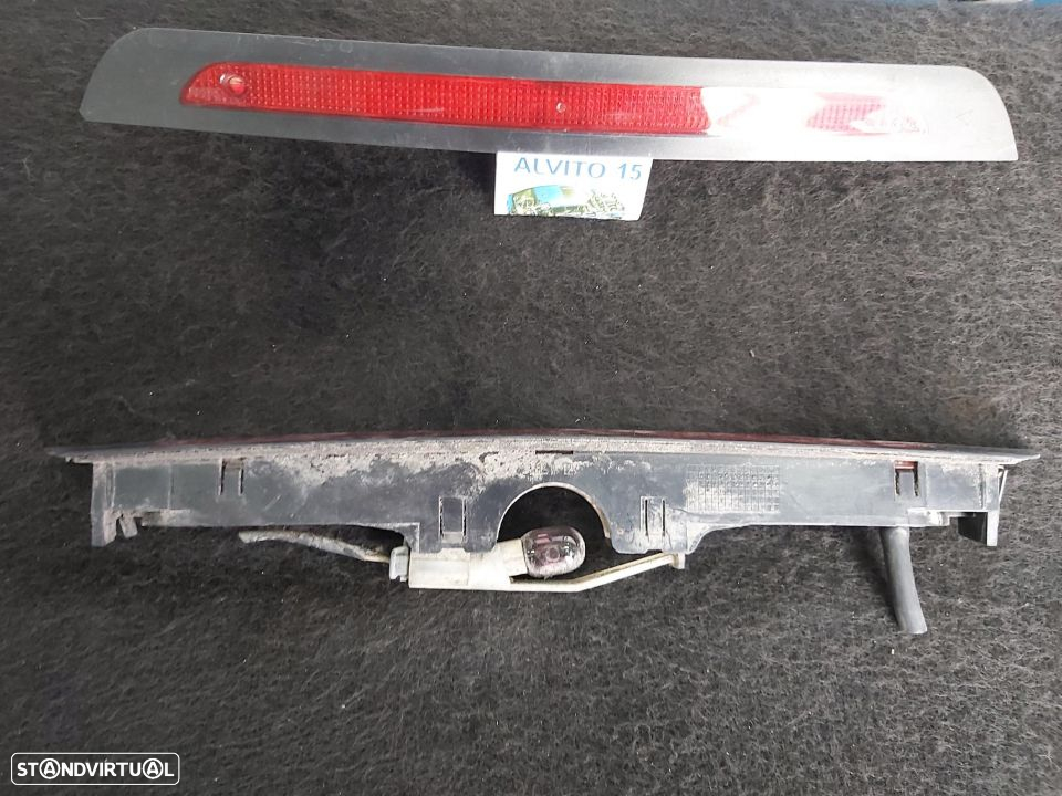 Terceiro Stop Citroen C3 2005   valor unitário - 3
