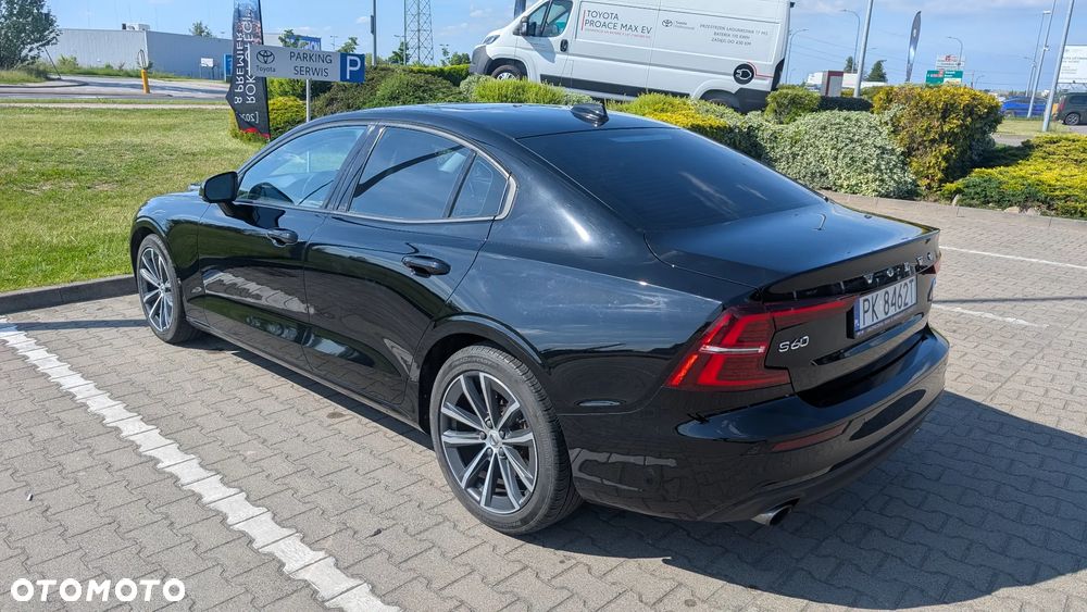 Volvo S60 T5 Momentum Pro - 8