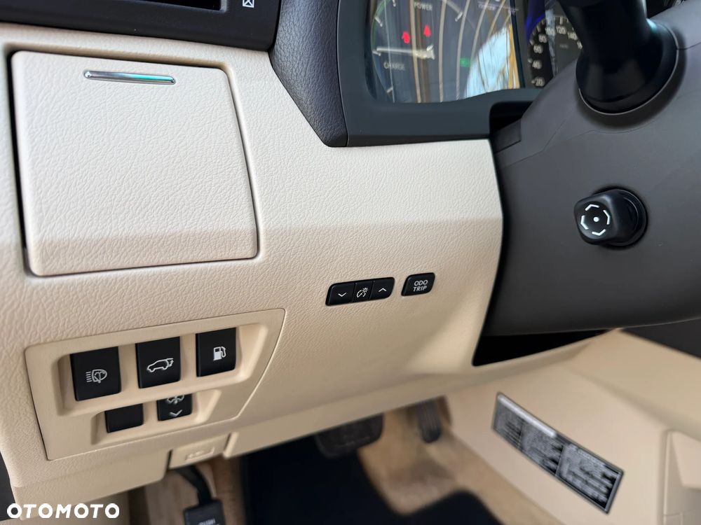 Lexus RX 450h Prestige - 32