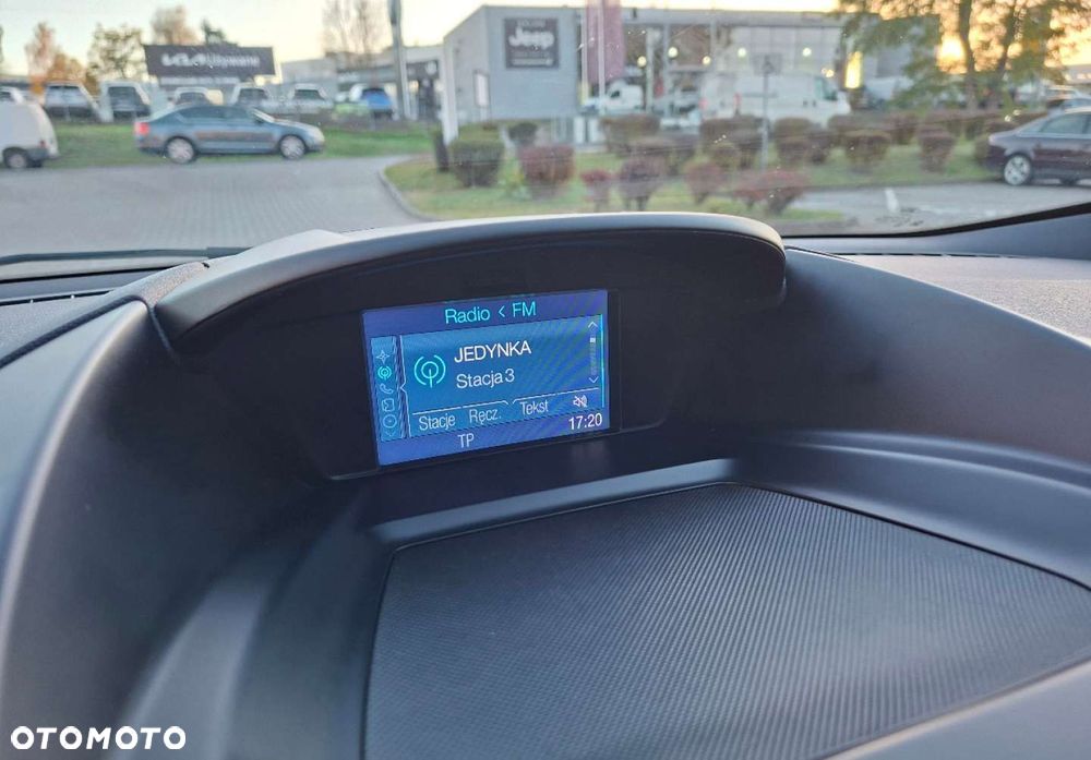 Ford Kuga - 33