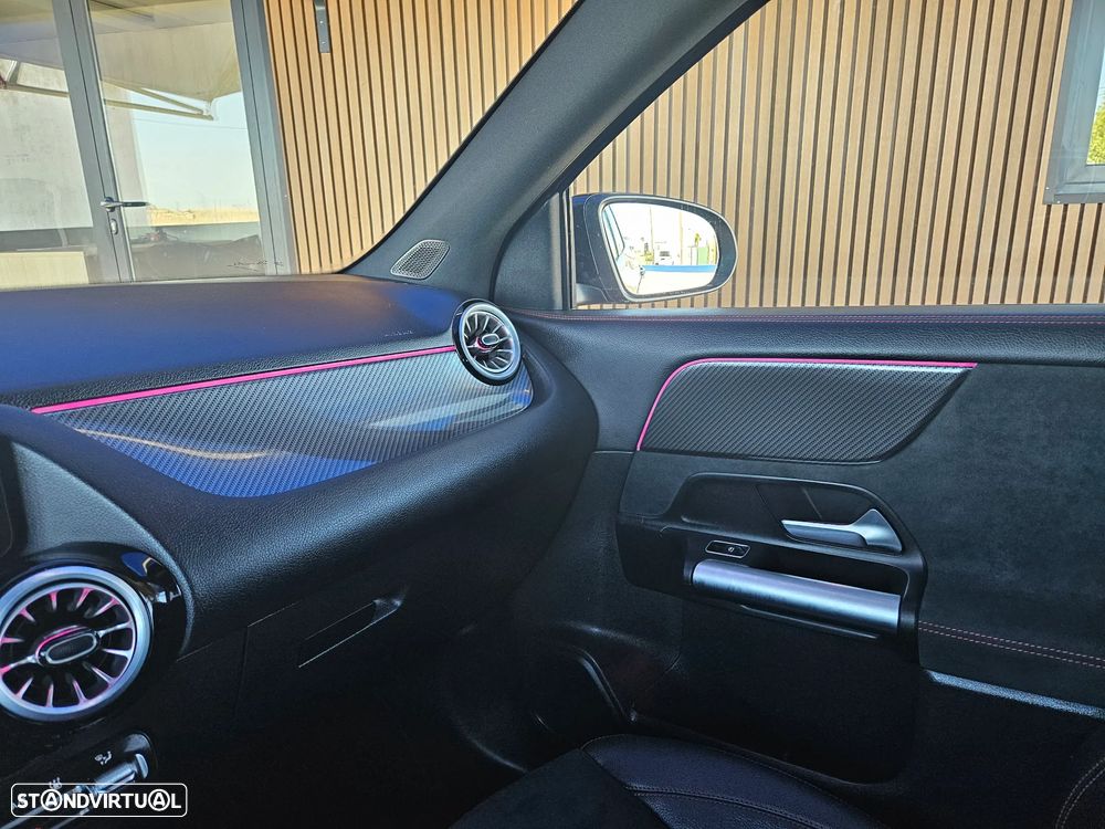 Mercedes-Benz GLA 250 e AMG Line - 42