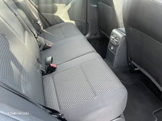 VW Tiguan - 16