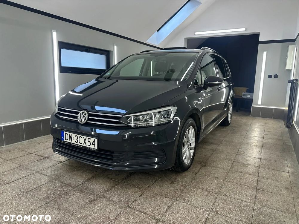 Volkswagen Touran 2.0 TDI BMT Comfortline DSG - 2
