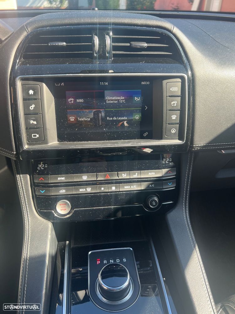 Jaguar F-Pace 2.0 i4D R-Sport AWD Aut. - 6