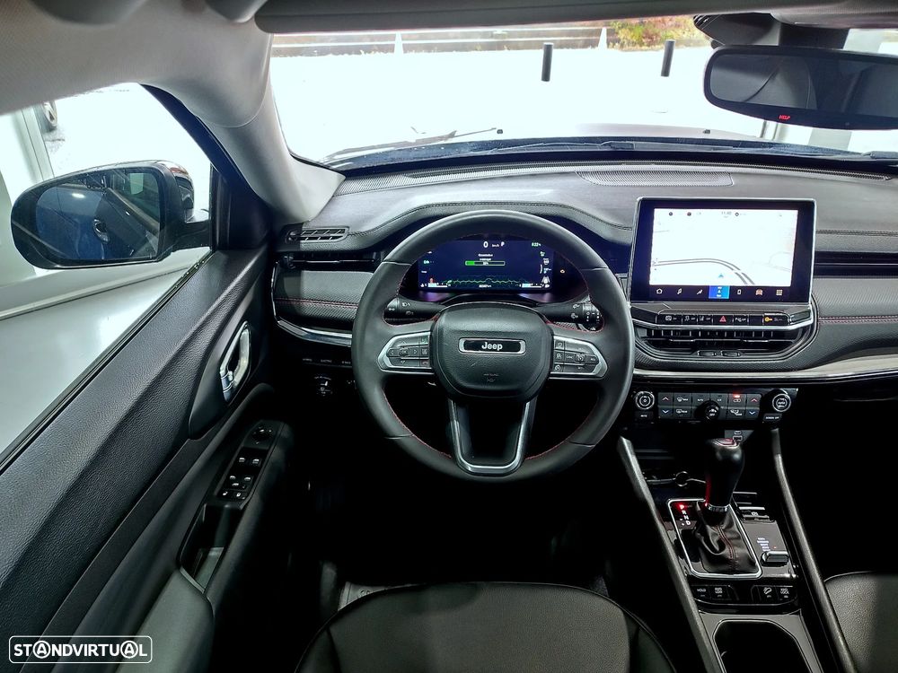 Jeep Compass 1.3 TG Trailhawk - 6