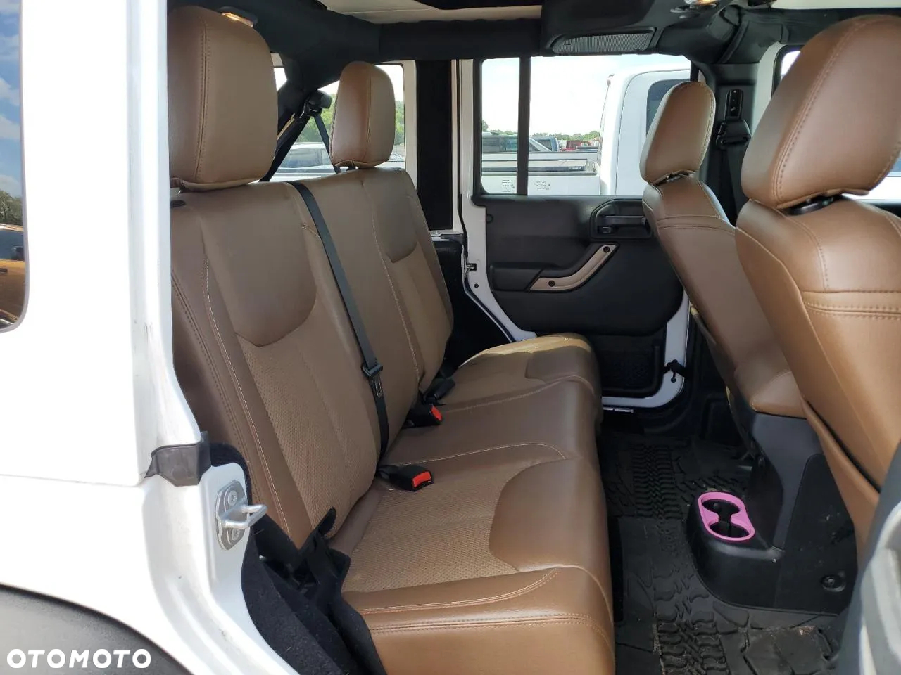 Jeep Wrangler - 9