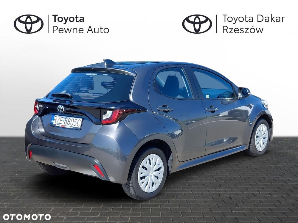 Toyota Yaris - 5