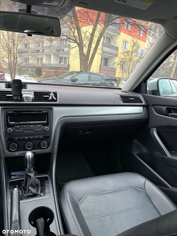 Volkswagen Passat 1.8 TSI BMT Highline DSG - 11