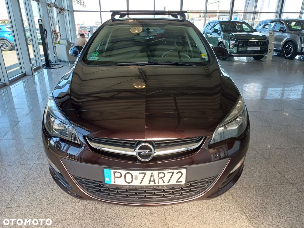 Opel Astra 1.6 CDTI Enjoy - 10
