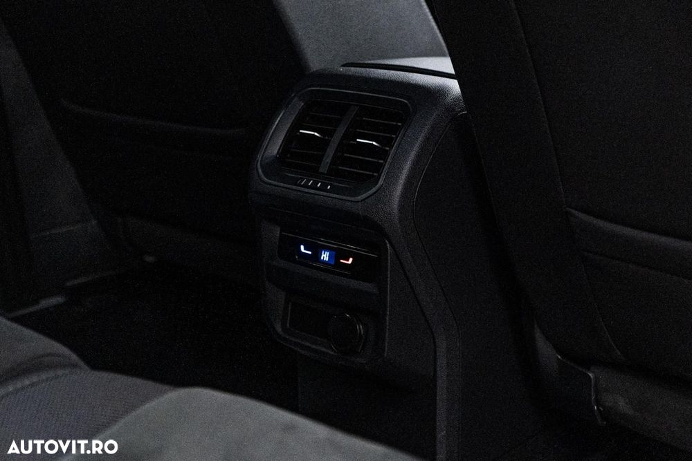 Volkswagen Tiguan 2.0 TDI SCR DSG 4Motion Elegance - 30