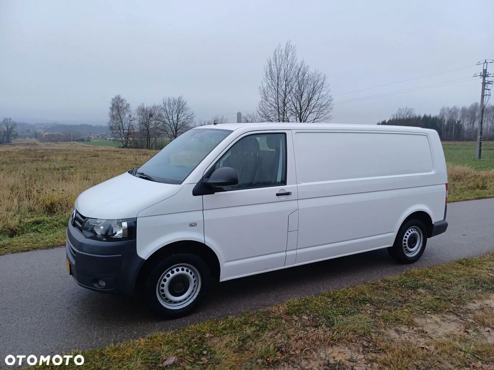 Volkswagen Transporter - 1