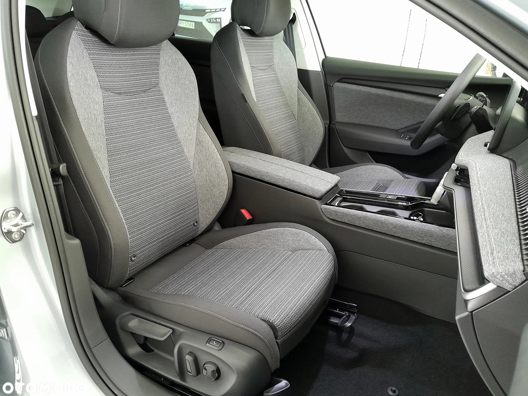 Skoda Superb 1.5 TSI Plug-in Hybrid Edition 130 DSG - 25