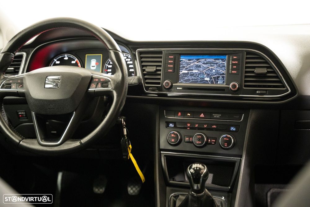 SEAT Leon ST 1.6 TDI Style Ecomotive - 4
