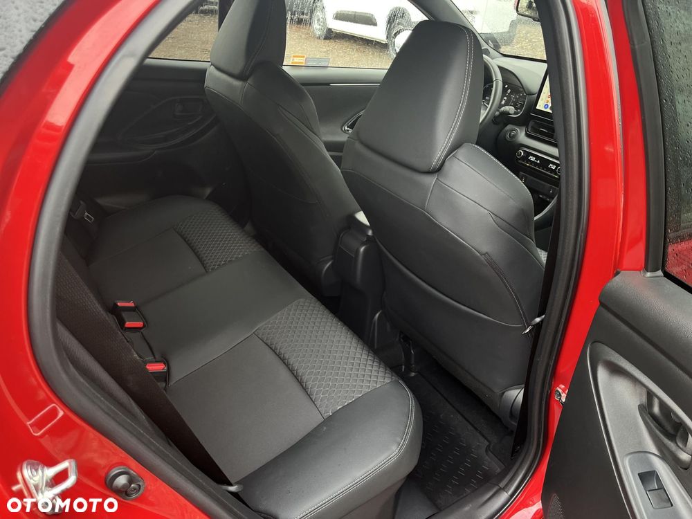 Toyota Yaris Hybrid 1.5 Executive - 14