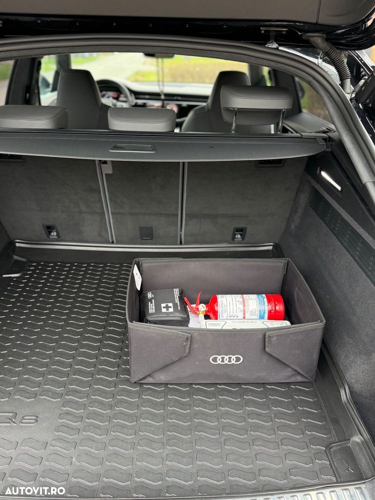 Audi Q8 55 TFSI quattro Tiptronic MHEV - 23
