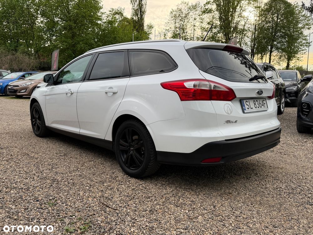 Ford Focus 1.6 Edition - 5