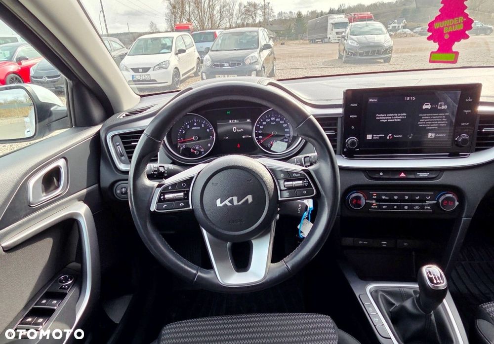 Kia XCeed - 12