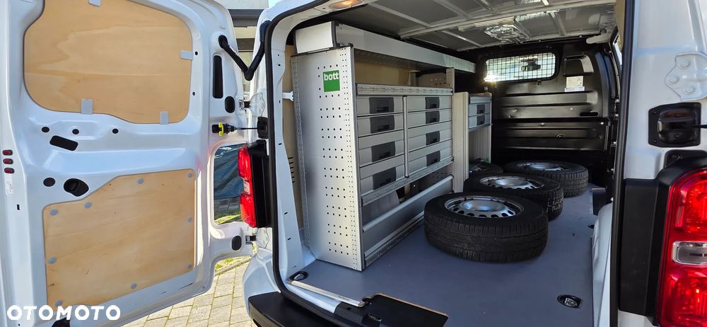 Opel Vivaro L3H1 2.0 177KM AUTOMAT 8-biegów - 28