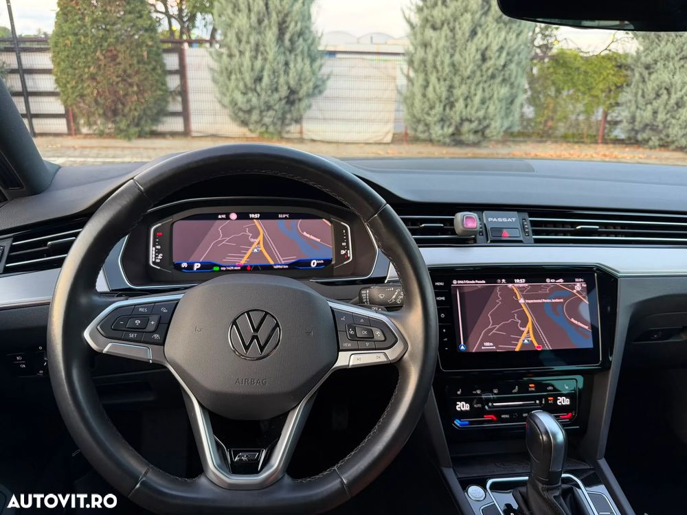 Volkswagen Passat - 20