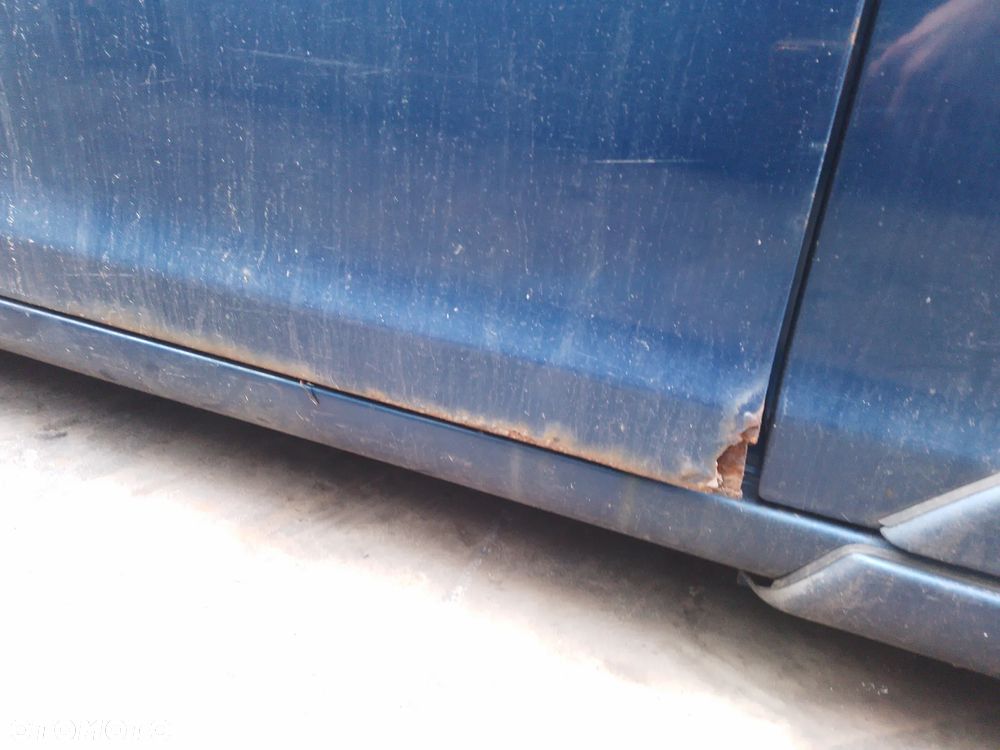 TOYOTA YARIS VERSO I 99 - 03  - OSŁONA PRZECIWSŁONECZNA PRAWA LEWA - 8