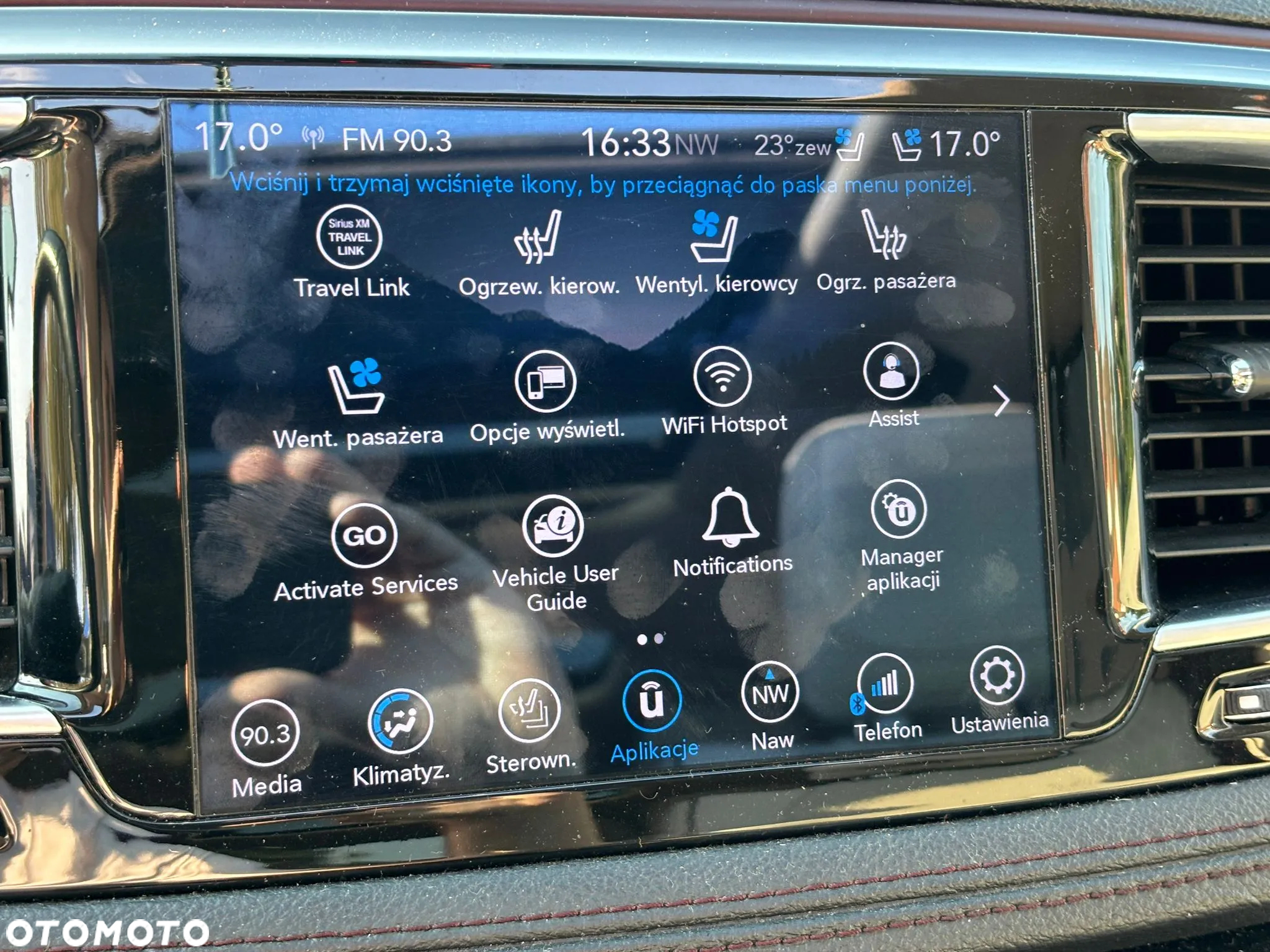 Chrysler Pacifica - 25