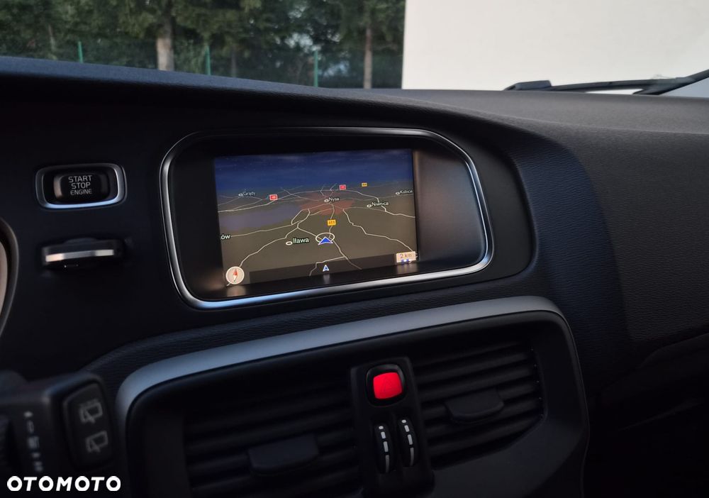 Volvo V40 D2 Kinetic - 22