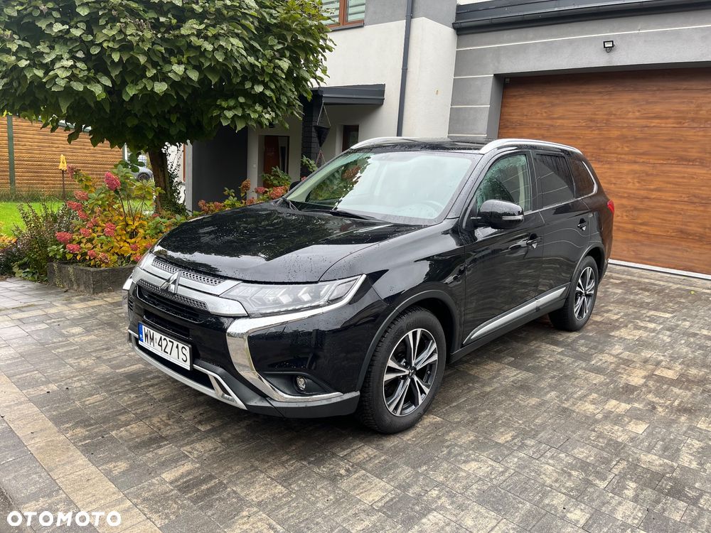 Mitsubishi Outlander 2.0 Invite + 2WD - 1