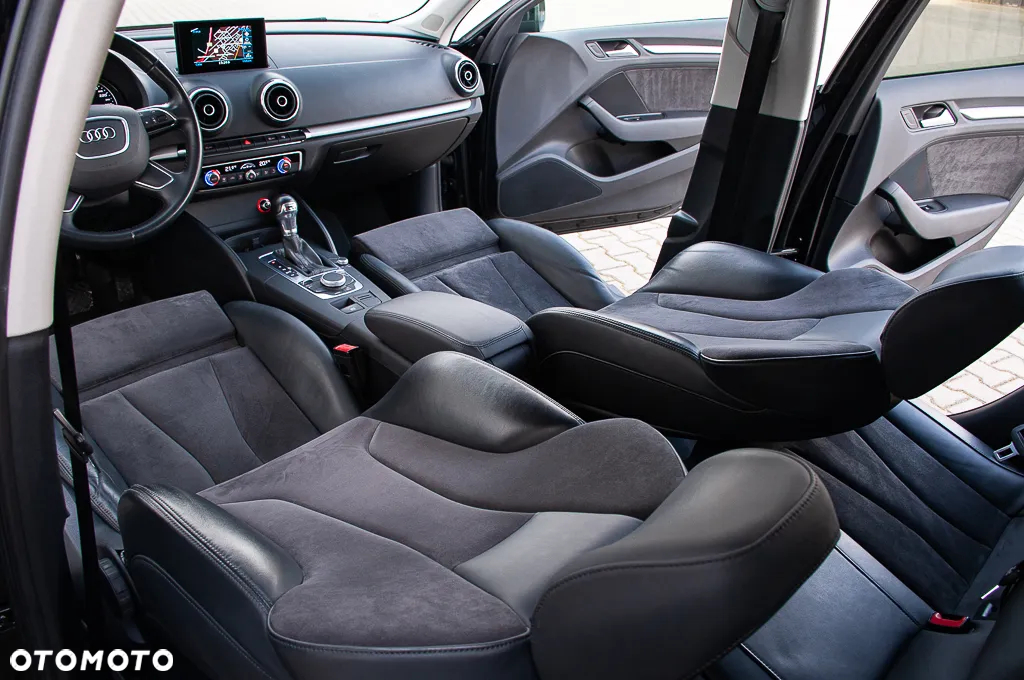 Audi A3 1.6 TDI Sportback (clean diesel) S tronic S line Sportpaket - 32