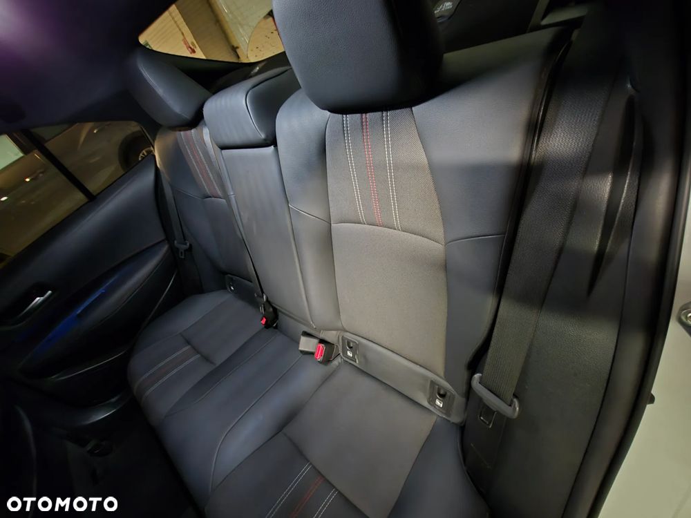 Toyota Corolla 1.8 Hybrid GR Sport - 14