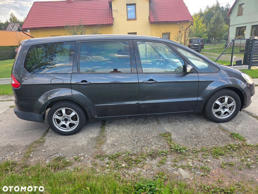 Ford Galaxy - 5
